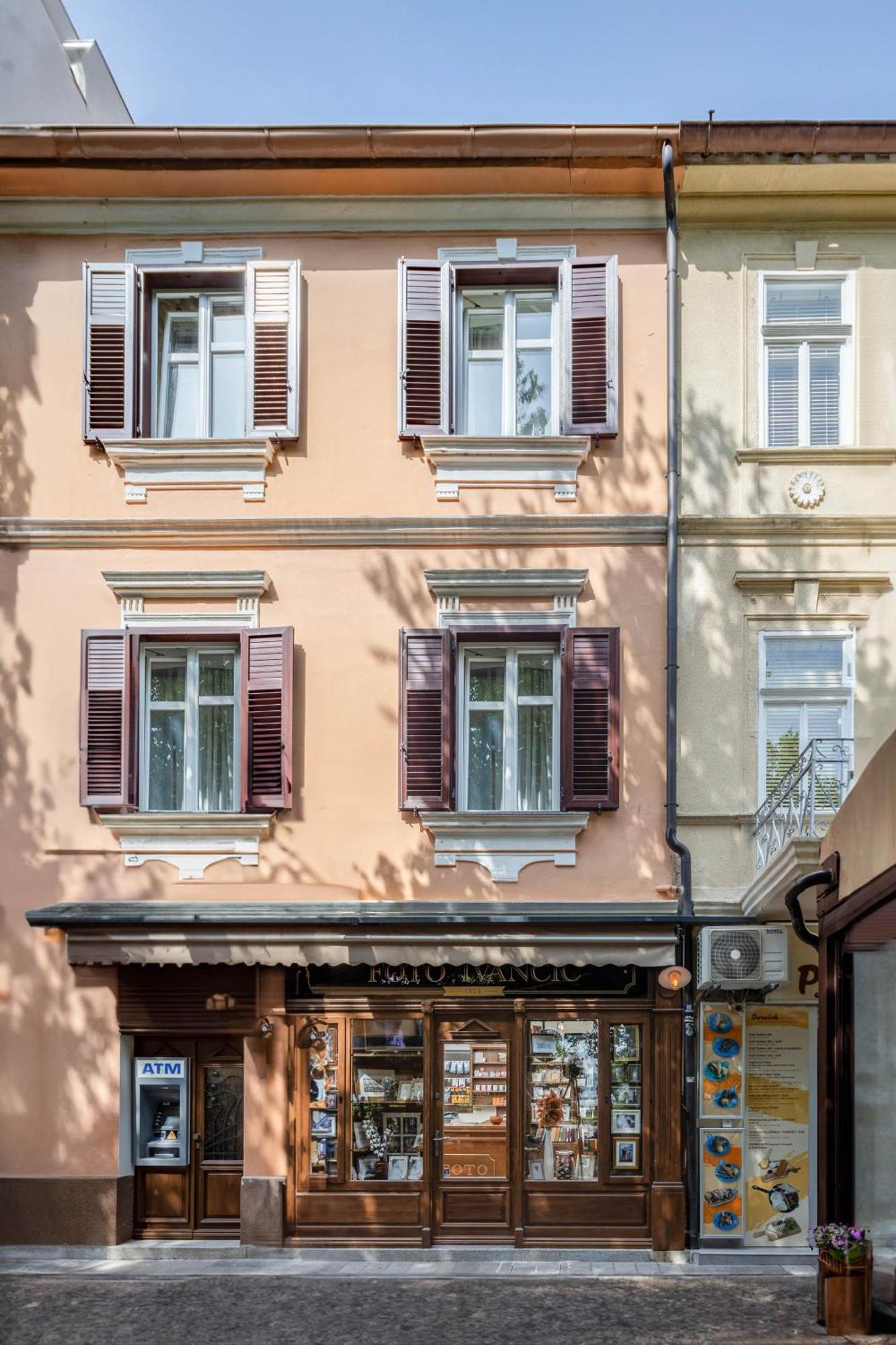 Photel Apartments Crikvenica Eksteriør bilde